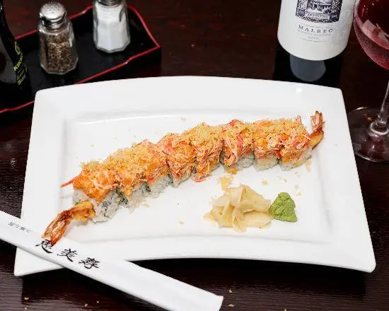 Shrimp roll on a rectangular plate at Abis in Greenwich